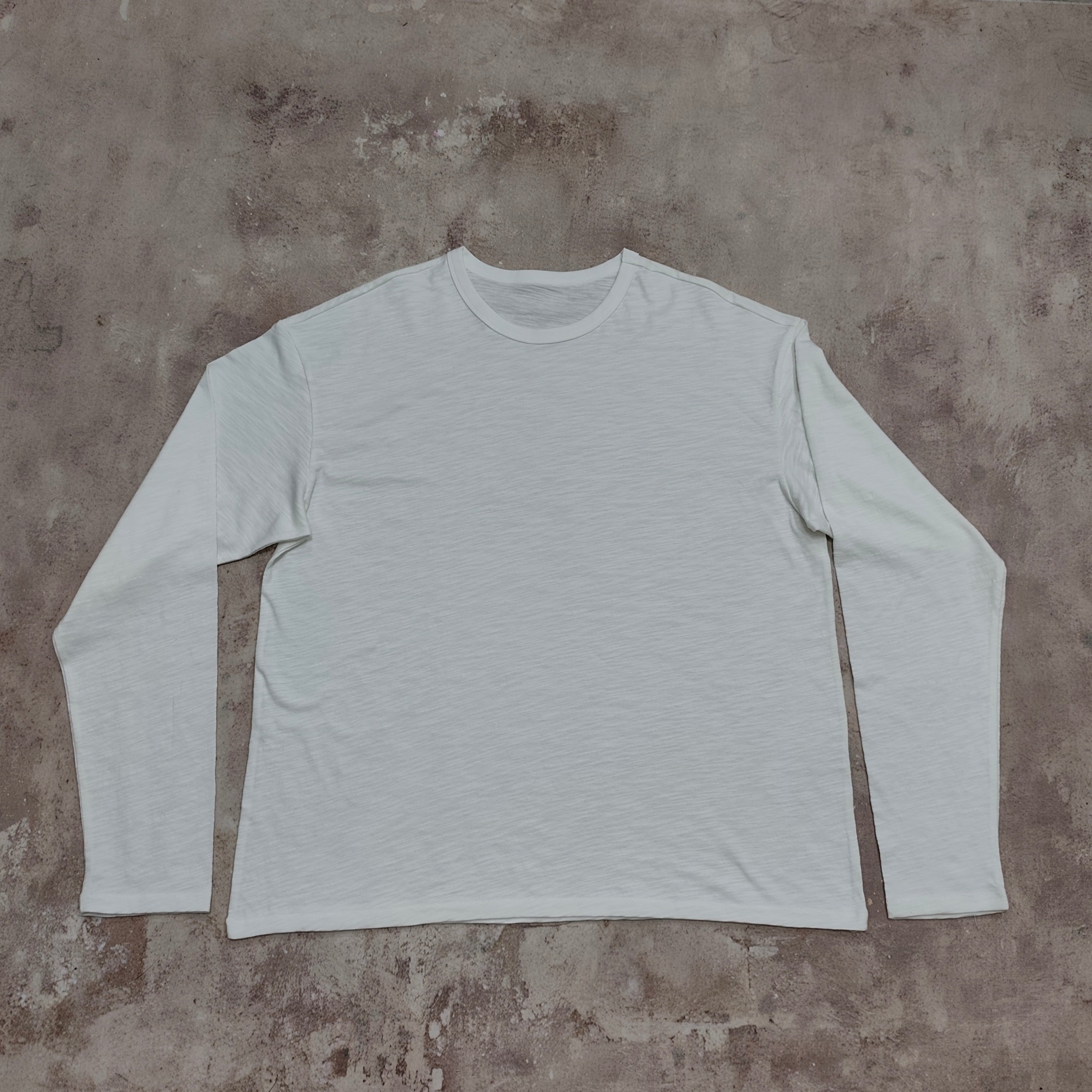 Long Sleeve Slub Cotton Tee-Layering Essential Secondary image