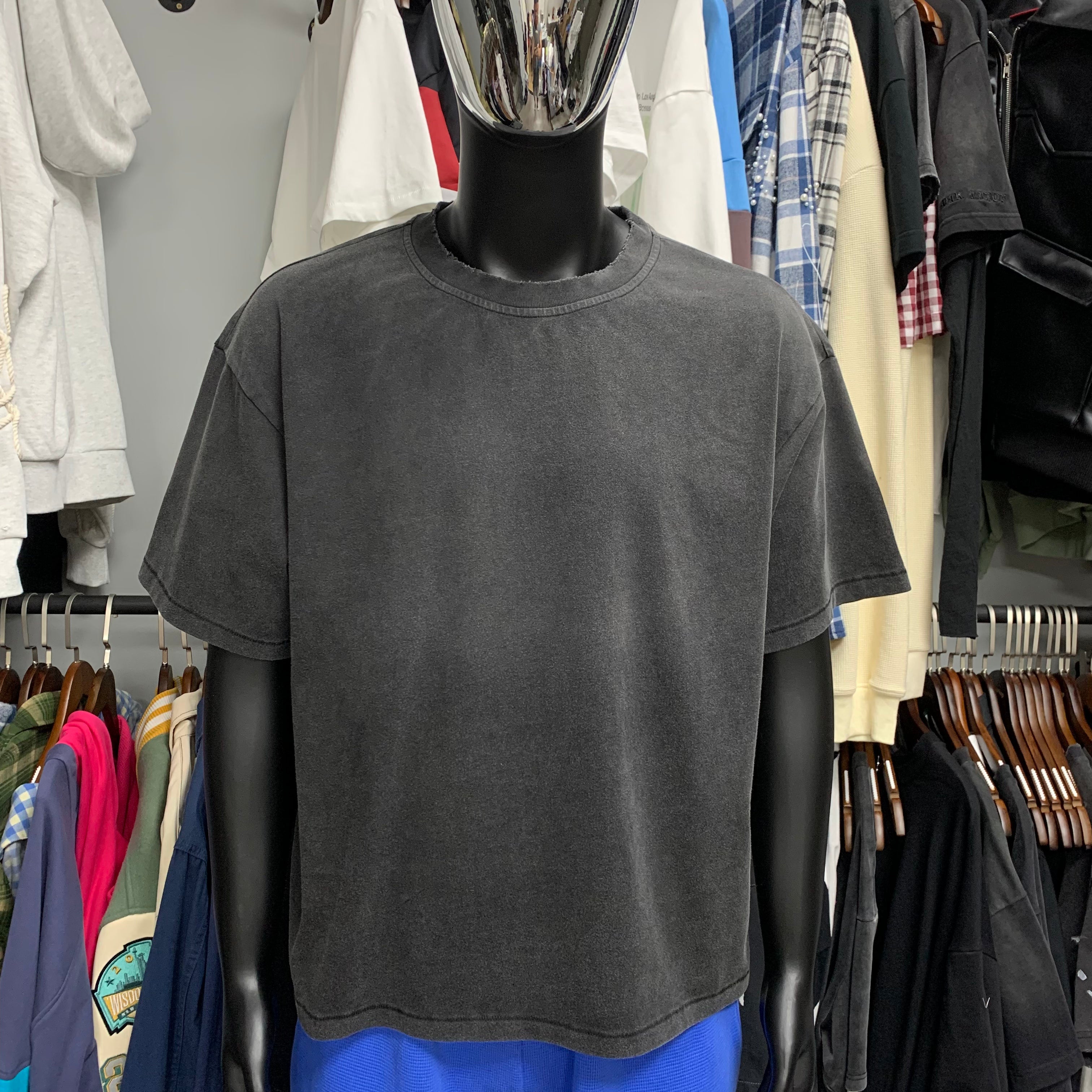 Vintage Washed Black T-shirt with Single Stitching Main image